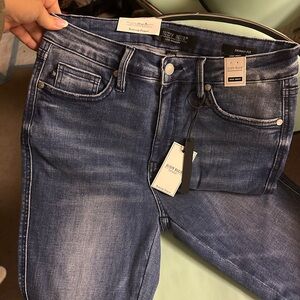 Judy Blue High Rise Medium Wash Jeans